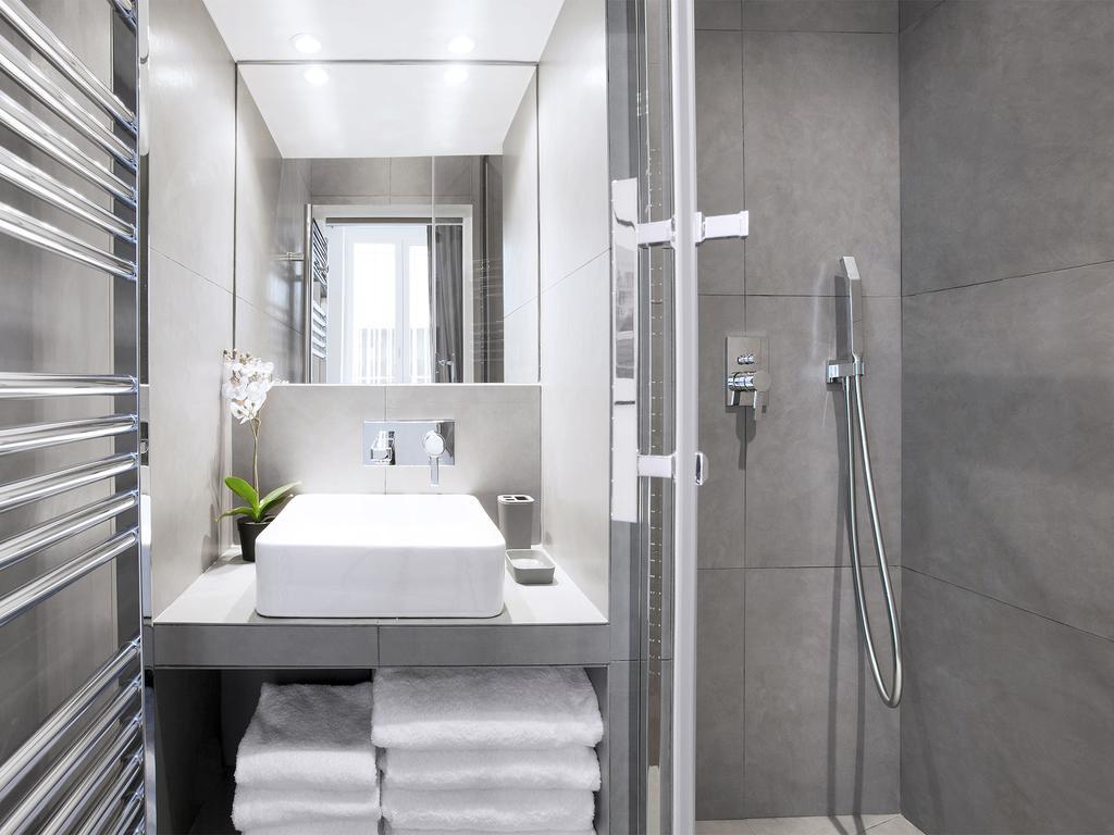 Charming 2Br-2Ba Between Le Marais & Le Louvre Parijs Buitenkant foto